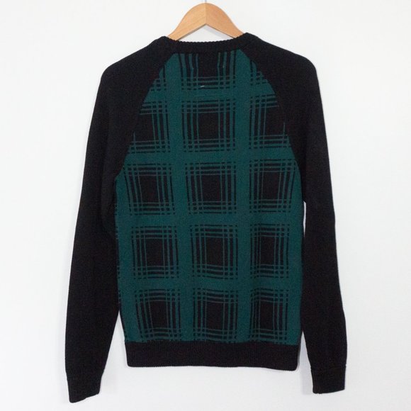 ✨3/$25✨NWT Mossimo Supply Co. Black/Green Sweater - S - Picture 4 of 5